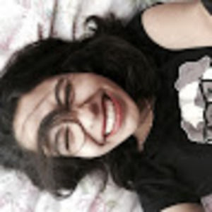 Meet your Posher, Lupita